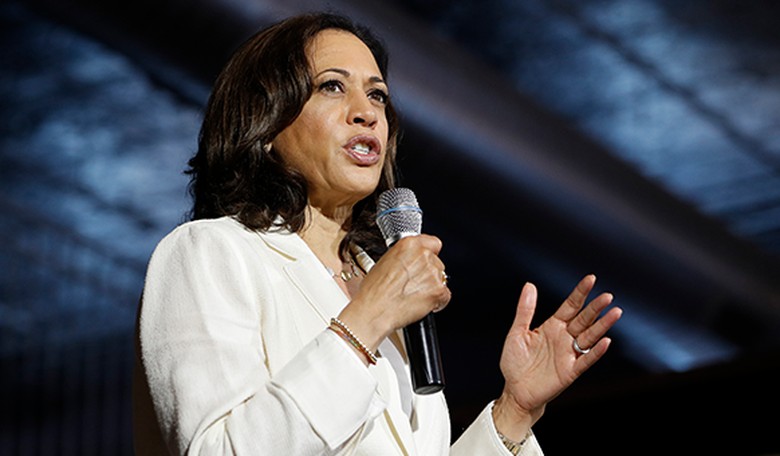 Democratic Senators Propose Giving $2000 in Monthly Payments to Everyone