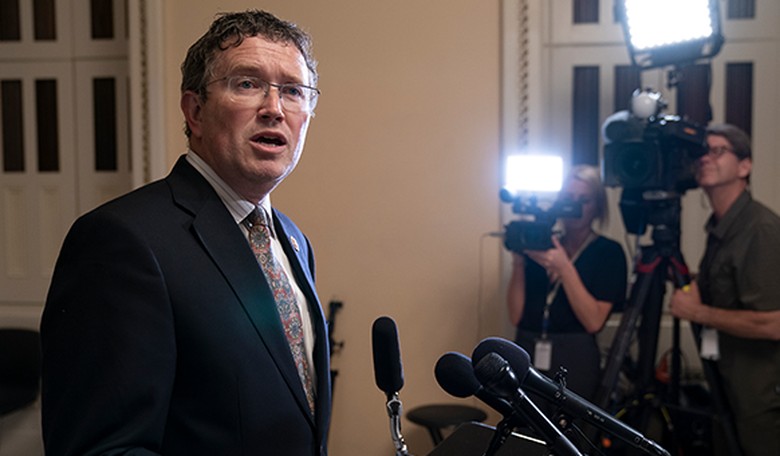 Rep. Thomas Massie Says Enough! With Pelosi's Rule Requiring Masks on the House Floor