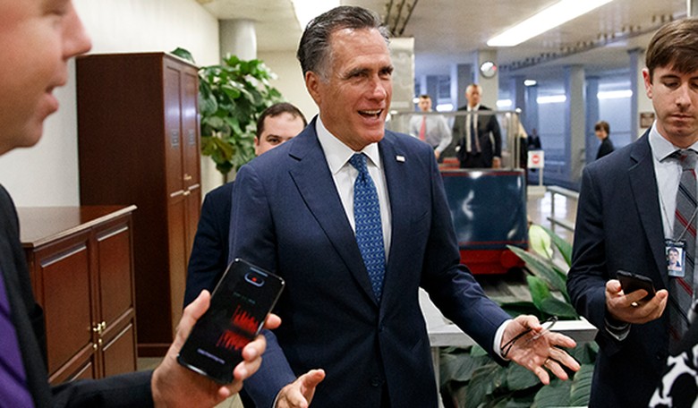 Valerie Jarrett Shouts Out Mitt Romney for Marching With Protesters, Conservatives Wonder What Changed