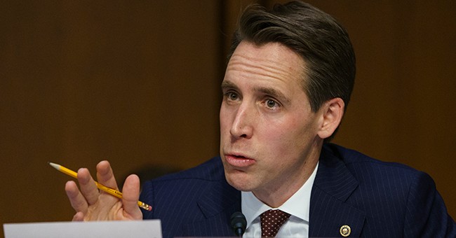Josh Hawley Says 'We Oughta Break Up Twitter' Following Platform's New Privacy Policy