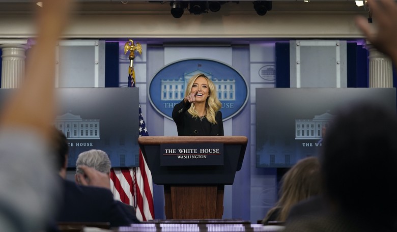 Busted: CNN Reporter Who Chastised Trump for Non-Mask Usage Rips off Mask the Moment She Thinks the Cameras Are Off