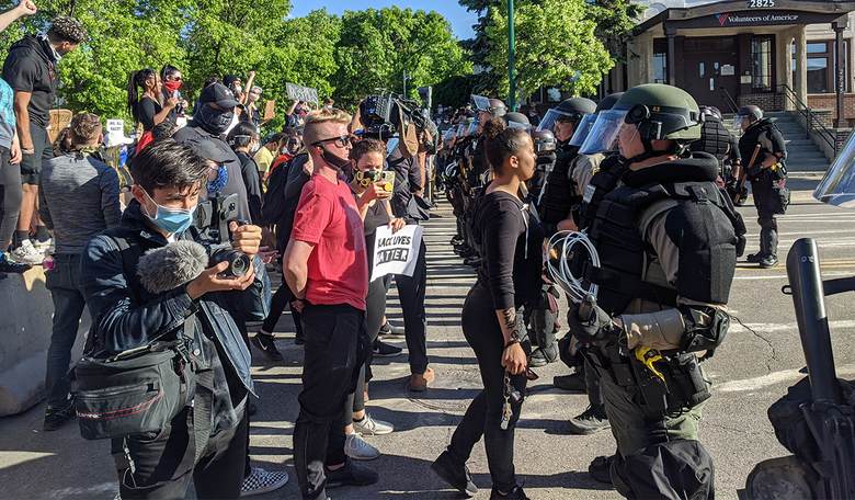 Minneapolis City Council Geniuses Battle Soaring Violent Crime by Voting Unanimously to Slash $8M From Police Budget