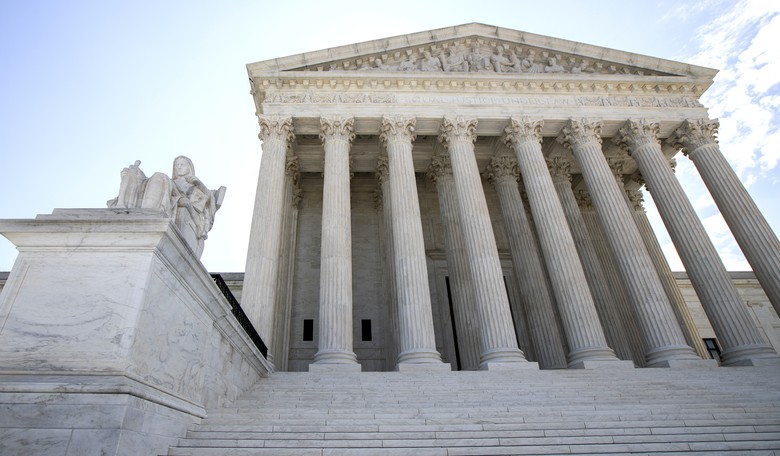 Democrats Will Introduce a Bill to Limit Supreme Court Justice Terms to 18 Years