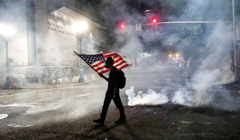 Ted Wheeler Writes a Letter That's a Gift to Trump, and Suddenly, The Riots Take A Holiday in Portland