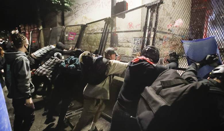 How It’s Done: Antifa Supporters Melt Down After T-Shirt Supplier Shuts Down Antifa Listings on Website