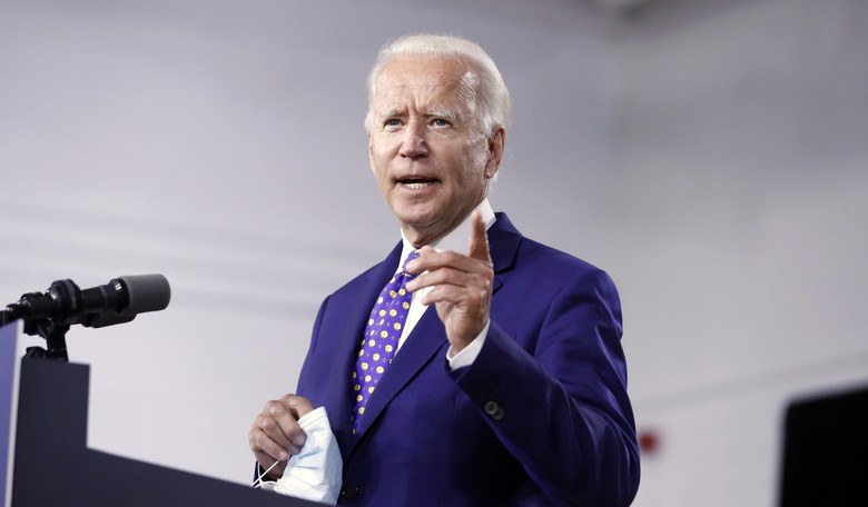 Video: Biden's Handlers Usher Reporters Away Like Cattle as He Tries to Answer Questions, Even CNN Notices