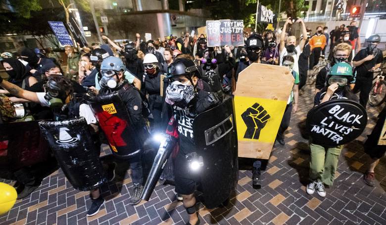 Trump Supporter Infiltrates Antifa in California, Shares What He Uncovered