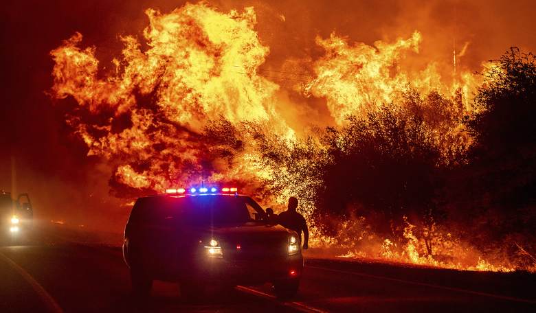 Bad Guy Barbecue: Crooks Attempt Arson, Accidentally Set Themselves on Fire