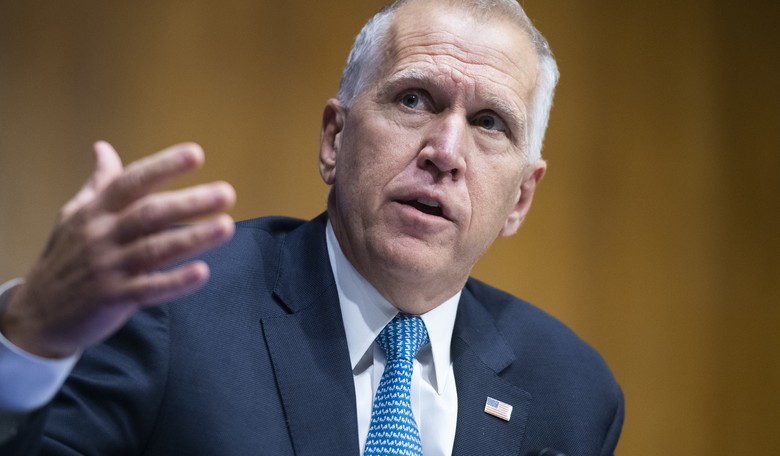 Republicans Play the Sucker With Lame-Duck Amnesty Bill Because They Aren't Tired of Losing Yet