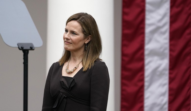 White House Deploying Team of ‘Knife Fighters’ to Battle Smear Campaign Against Amy Coney Barrett