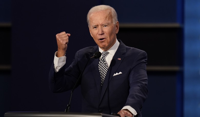 Biden Vows to Raise Annual Number of Refugees Admitted to US From Trump's Limit of 15K to 125K; and More