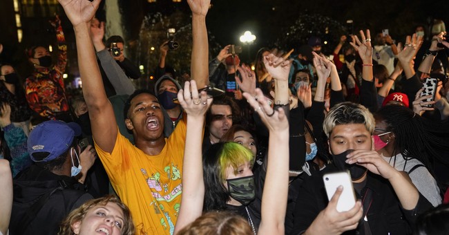 Mostly Peaceful Rioting and Looting in Brooklyn Center, Minnesota on Monday Night