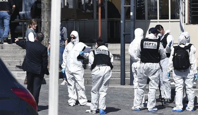 Putin Orders One-Week Lockdown Due to COVID Deaths. Could It Happen Here?