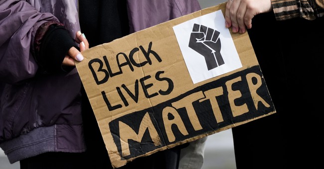 What Black Lives Matter Wants You to Do for Christmas to Fight 'White-Supremacist-Capitalism'