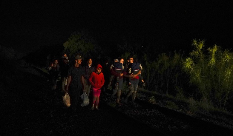 Again: 70 Flights of Illegal Aliens Hit Florida 'in the Dark of Night'