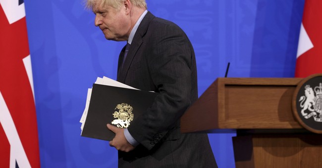 Boris Johnson Lifts Most COVID Restrictions, Says UK Needs to ‘Live With’ the Virus