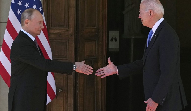 HOT TAKES: CNN 'Reporter' Jim Sciutto's Toobin-like Reaction to Biden-Putin Handshake Is Hilariously Mocked