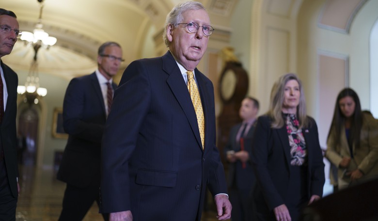 17 Republican Senators Line Up to Get Screwed on Infrastructure Deal