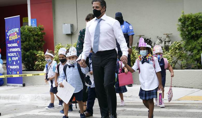 [UPDATED] School District Sends Letter Saying They'll Label Unmasked Students a 'Clear and Present Danger' and Prosecute Parents for Truancy