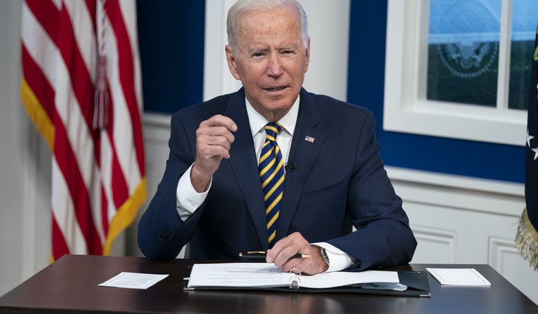 Biden's Smoke and Mirrors: Where's That Vaccine Mandate on Businesses With 100-Plus Employees?