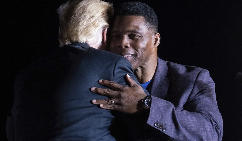 Football Legend Herschel Walker Wins Georgia GOP Senate Primary in a Landslide