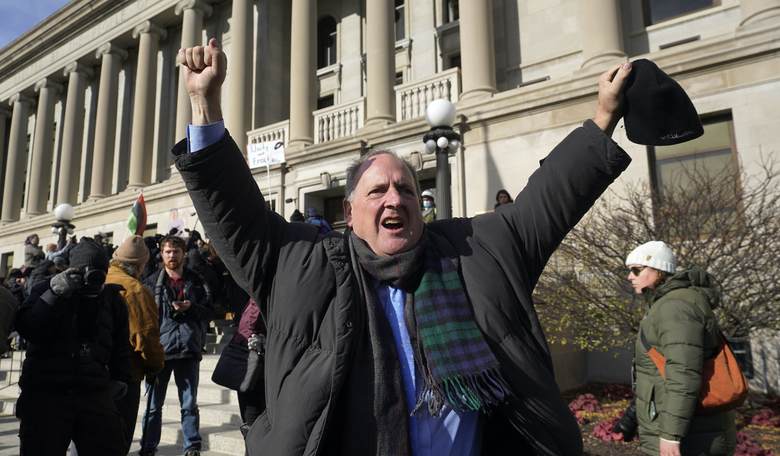 Kenosha Crowd Reacts to Rittenhouse Verdict...and It's Not What the Lying Media Told You Would Happen