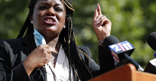 Cori Bush Slams Manchin's Opposition to Spending Bill as Anti-Black, Anti-Child, Anti-Woman and Anti-Immigrant
