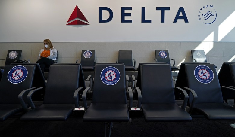Biden Will Extend Mask Mandate on Planes and Trains to April 18