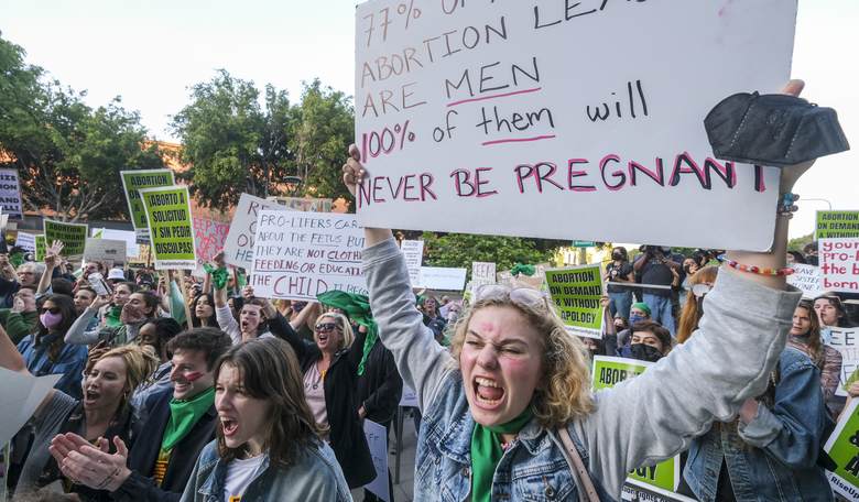 Woke Employee in 'Mourning' Over Roe v. Wade Is Promptly Fired for Refusing to Work