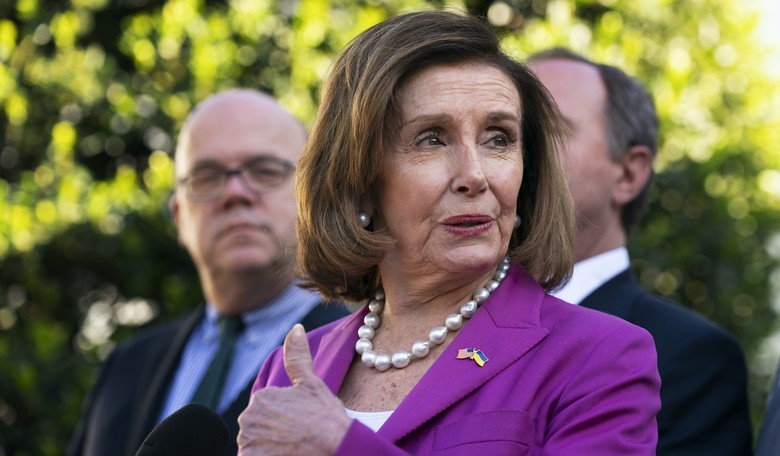 BREAKING: Pelosi Lands in Taiwan in Face of Bomb Threat