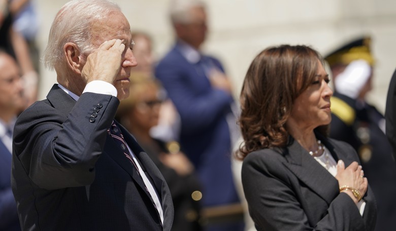 Democrats Are Drowning in a Sea of Complacency