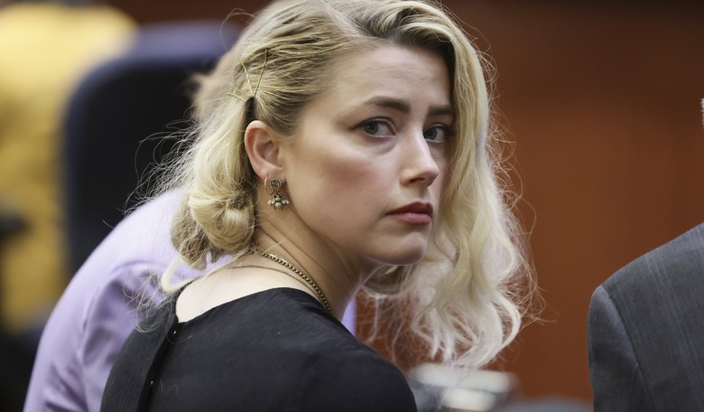 Amber Heard's Weird Lip-Smacking Expert Pens Op-Ed Whining About 'Horrific Backlash'