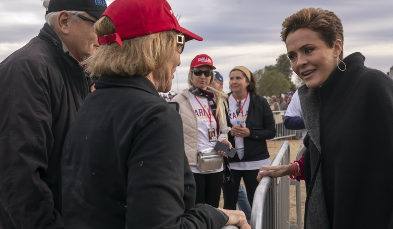 Arizona Gubernatorial Candidate Kari Lake Leaves CNN Reporter Speechless