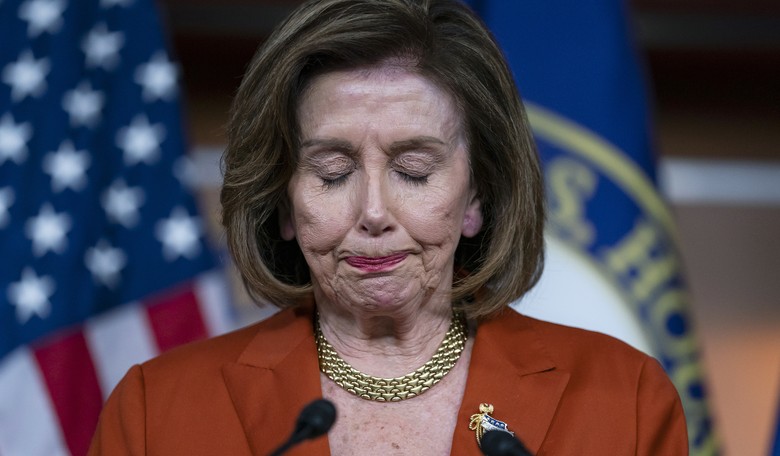 Nancy Pelosi Calls Supreme Court 'Extremist' for Scrapping Roe Decision in Scathing Letter to Colleagues