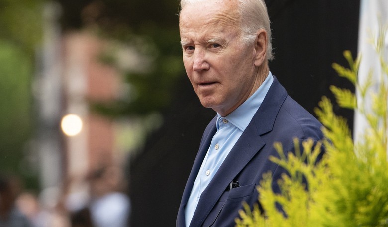 WATCH: Biden Has a Problem With His Jacket, Jill Has to Rescue Him