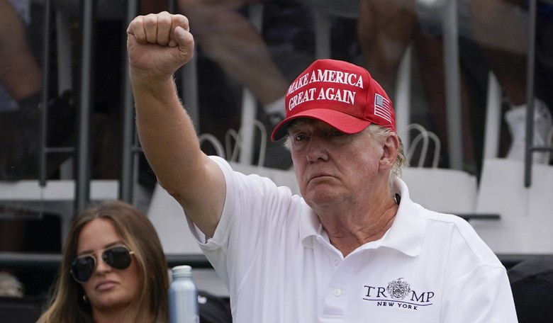 WATCH: Donald Trump Addresses Supporters at Trump National Golf Club in Bedminster, NJ