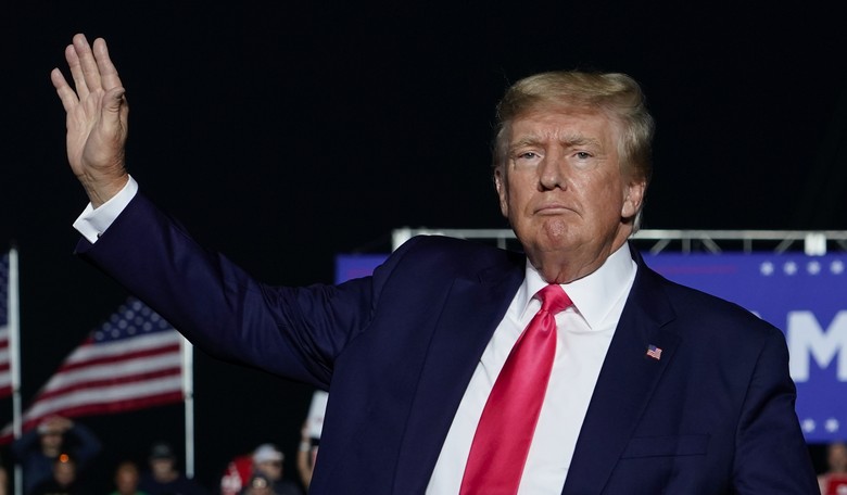 Latest 'Bombshell' From Trump Raid Delivers Side-Splitting Hilarity