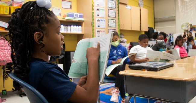 A Study from California Finds Teaching Phonics Works‚ Even in Low-Performing Schools