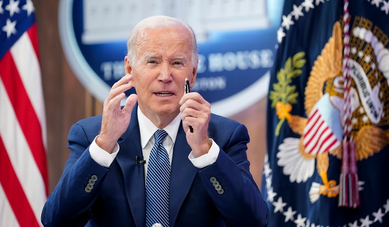 Biden Slaps Arizonans in the Face, Claims 'More Important Things' Than Visiting Border