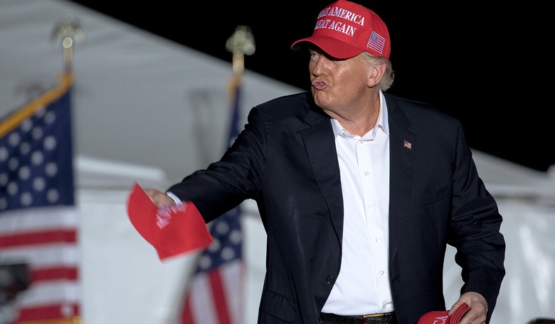 The GOP Simply Ignoring Trump Doesn't Work When It Comes to His Insane 'Suspend the Constitution' Comments