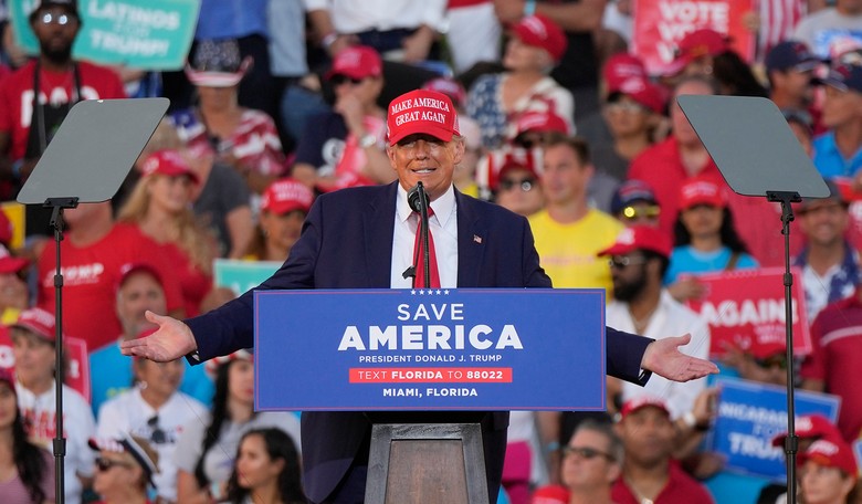 Trump Clarifies Statement Misrepresented as a Call to End to U.S. Constitution