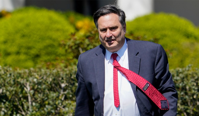 White House to Tap Biden's Covid Response Chief to Replace Ron Klain