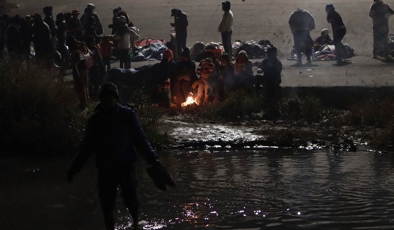 Migrants at Mexican Detention Center Set a Fire That Kills at Least 40
