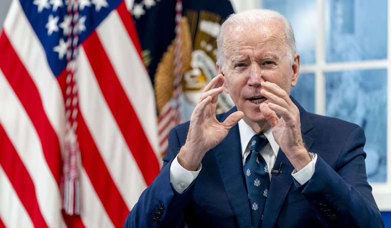 BREAKING: Biden Flails as Putin Castles the Ukraine Chessboard