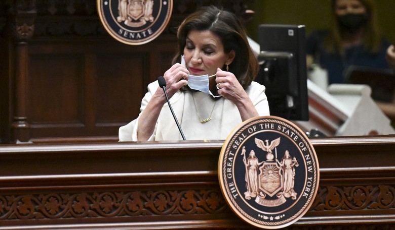 NY Judge Restores Mask Mandate Temporarily After Kids Got One Day of Freedom