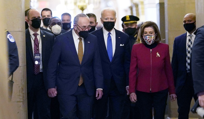 Democrats Shrug and March Full Steam Ahead Toward an Electoral Iceberg