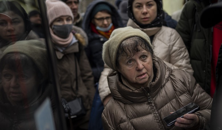 Fleeing Ukrainian Refugees Beg the West to 'Please Close the Sky,' Get Tougher With Russia