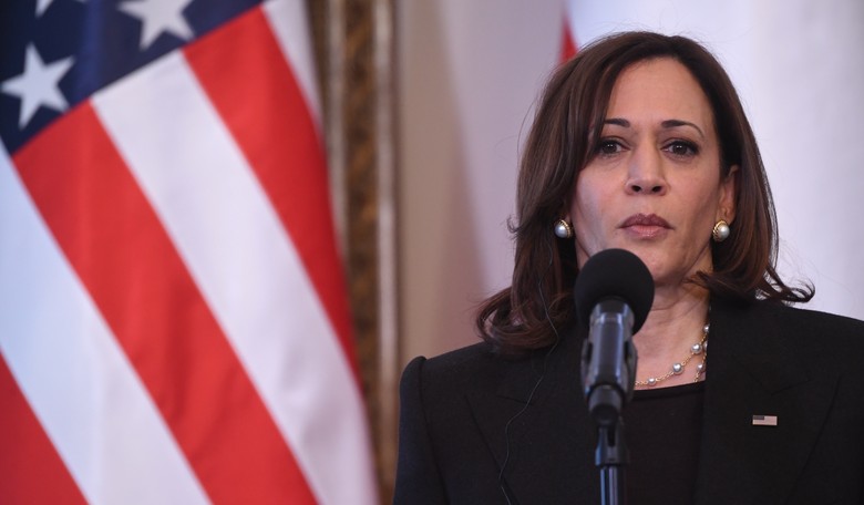 Ninth Harris Aide Jumps Ship Amid Harris's Plummeting Approval Ratings