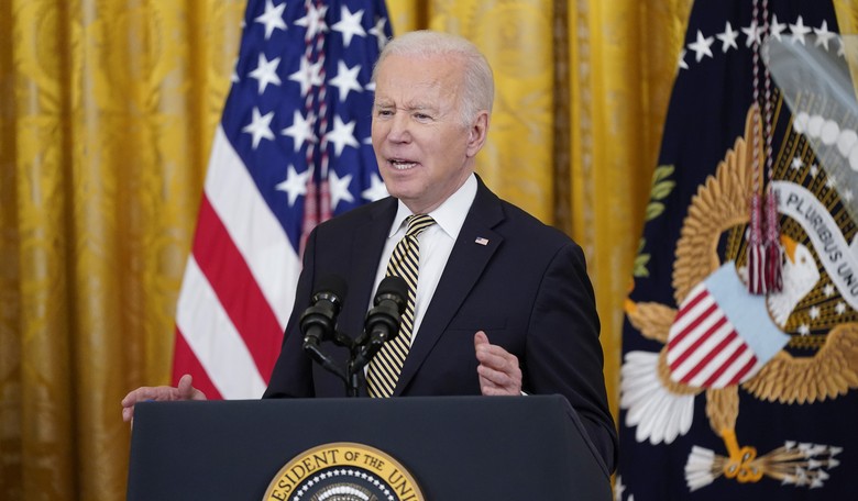 BREAKING: Biden Pushes Congress to Ban 'Assault Weapons,' Raise Purchase Age in Primetime Address