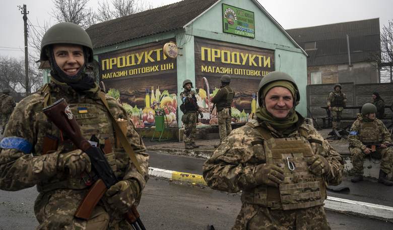 The Ukrainian LGBT Soldier Story Has Mainstream Propaganda Stink All Over It